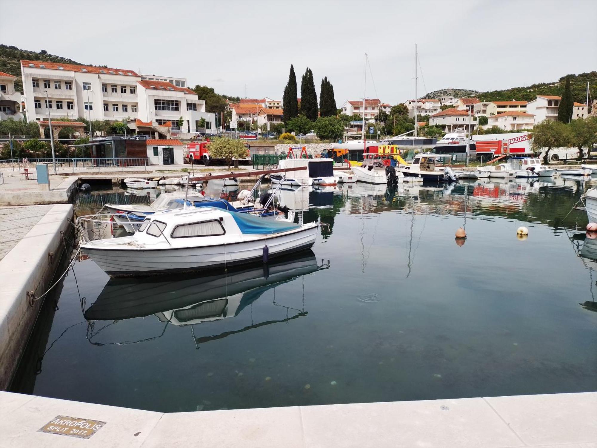 Mandi Daire Marina Dış mekan fotoğraf